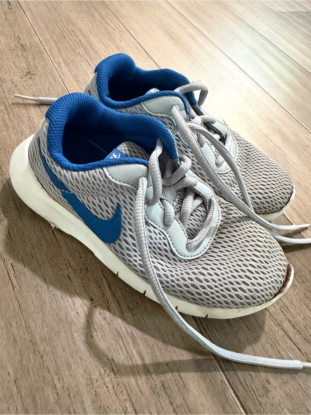 Nike Kids Gray Mesh Sneakers with Blue Swoosh